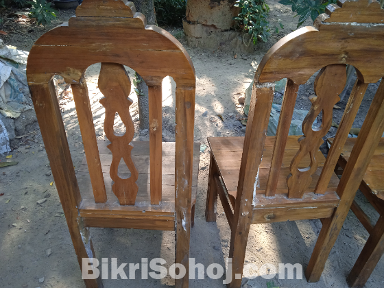 ডাইনিং টেবিল ৪টি চেয়ার সহ